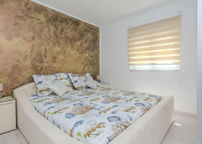 Apartman Lucica 2 By Interhome Vir