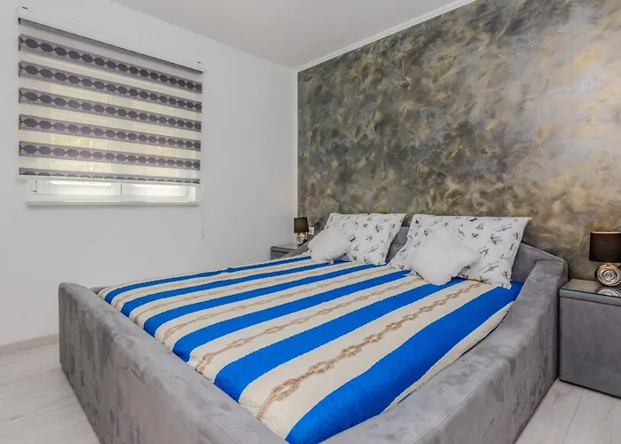 Lucica 2 By Interhome Apartman *