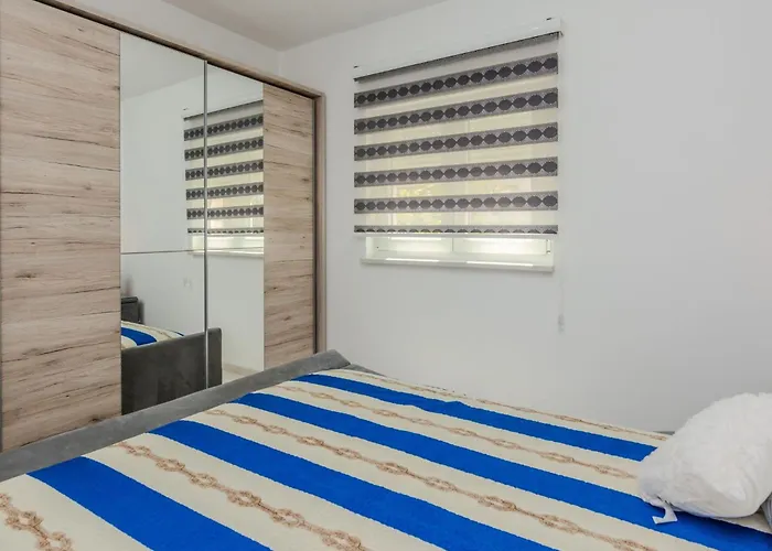 Lucica 2 By Interhome * Vir