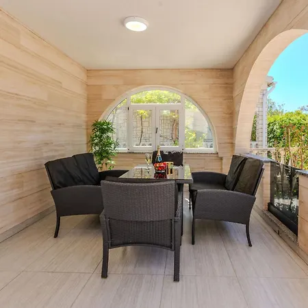 Lägenhet Lucica 2 By Interhome *